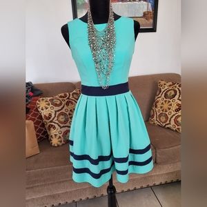 Cute petite teal dress *pre loved*